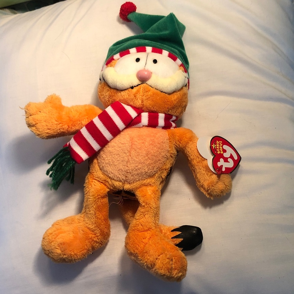 Garfield Seasons Greetings Ty beanie